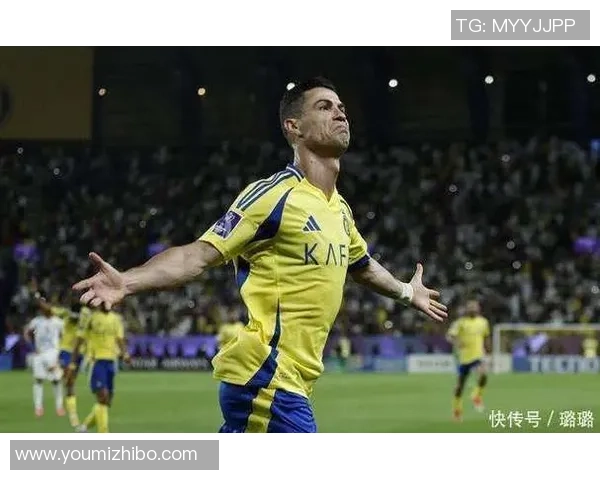 足球明星绯闻曝光引发热议球迷热衷讨论背后真相与影响